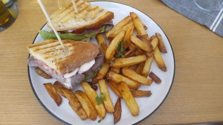 Fotka jedla Club sendvič