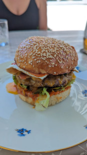 Fotografia jedla Burger klasik
