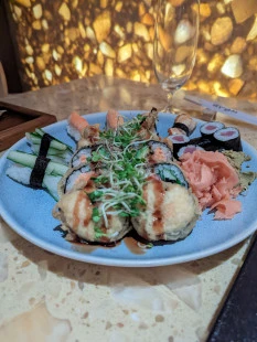 Fotka jedla Tuniakovy Sushi set
