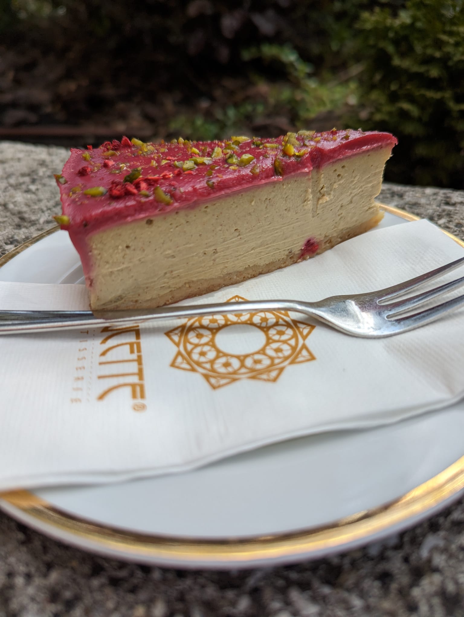 Pistáciový cheesecake