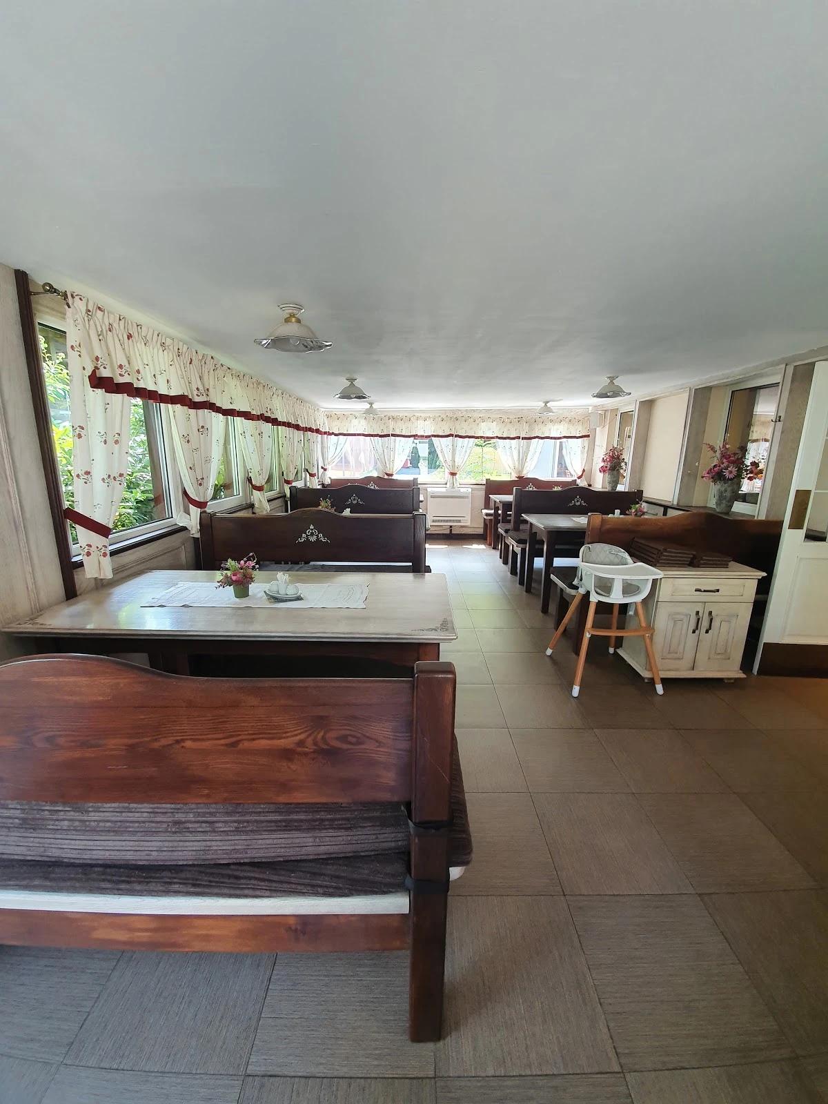 Tenis restaurant