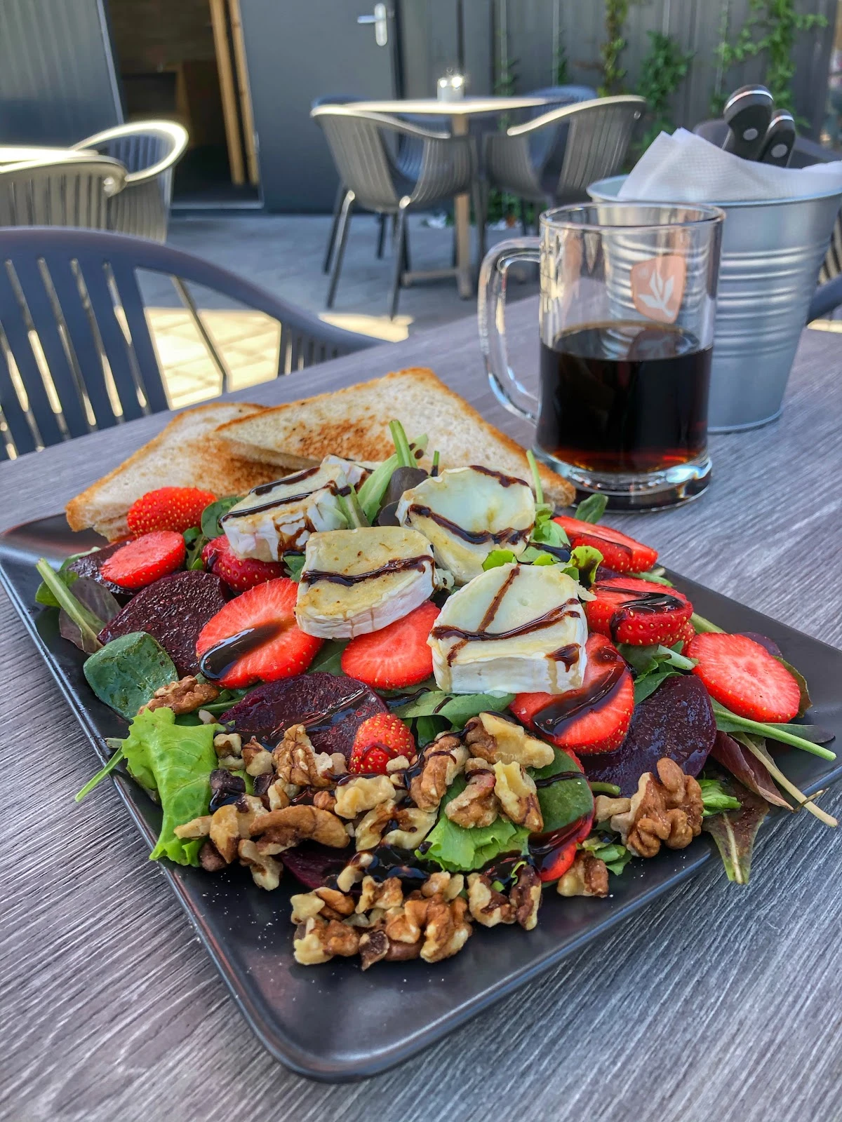 Konn FoodBar (Trnava)