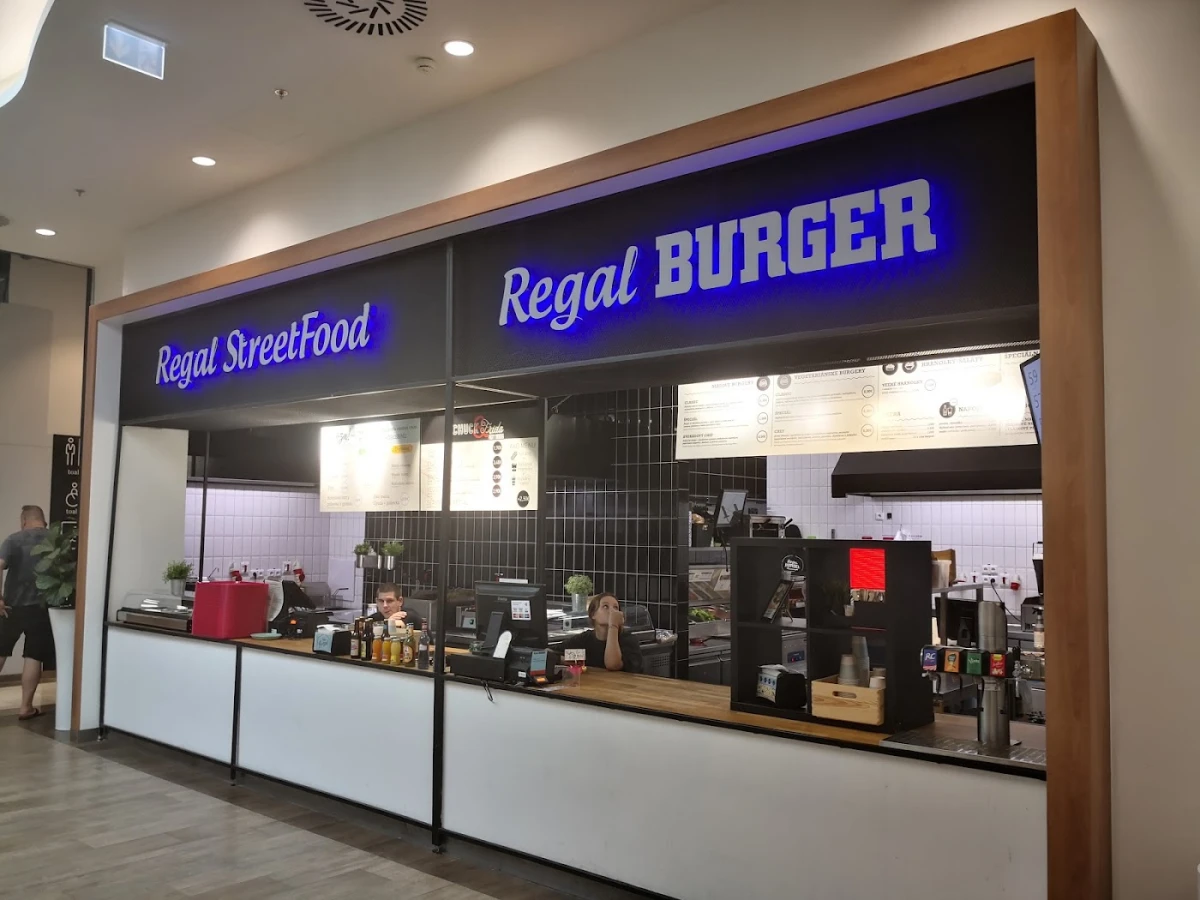 Regal Burger