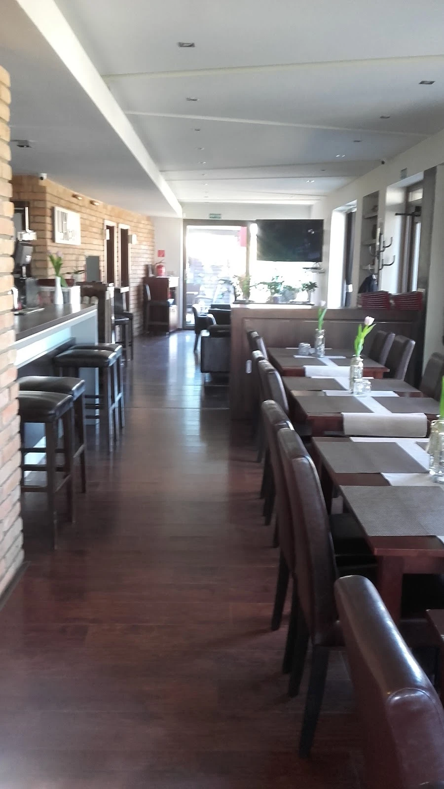 LUX Restaurant