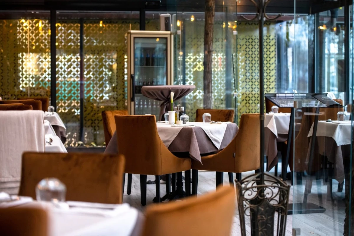 La Piazza Restaurant