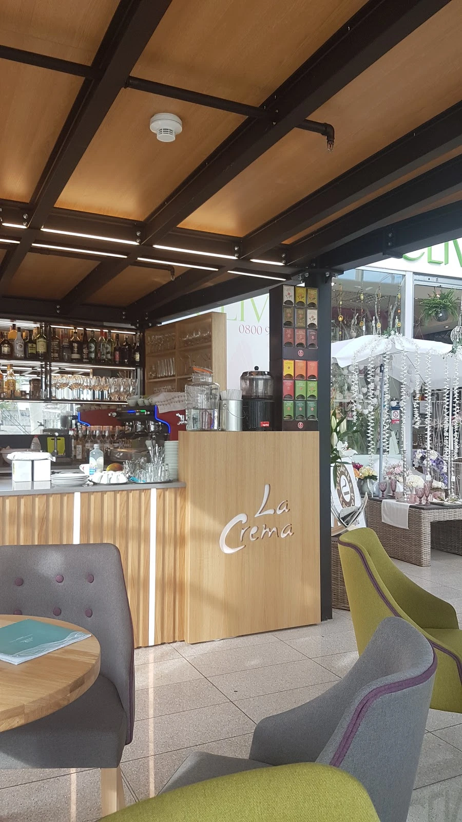 La Crema Café Lounge