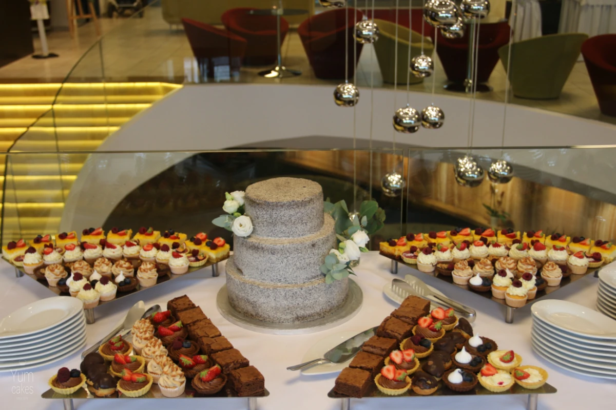 Yum cakes | tvoríme sladký príbeh