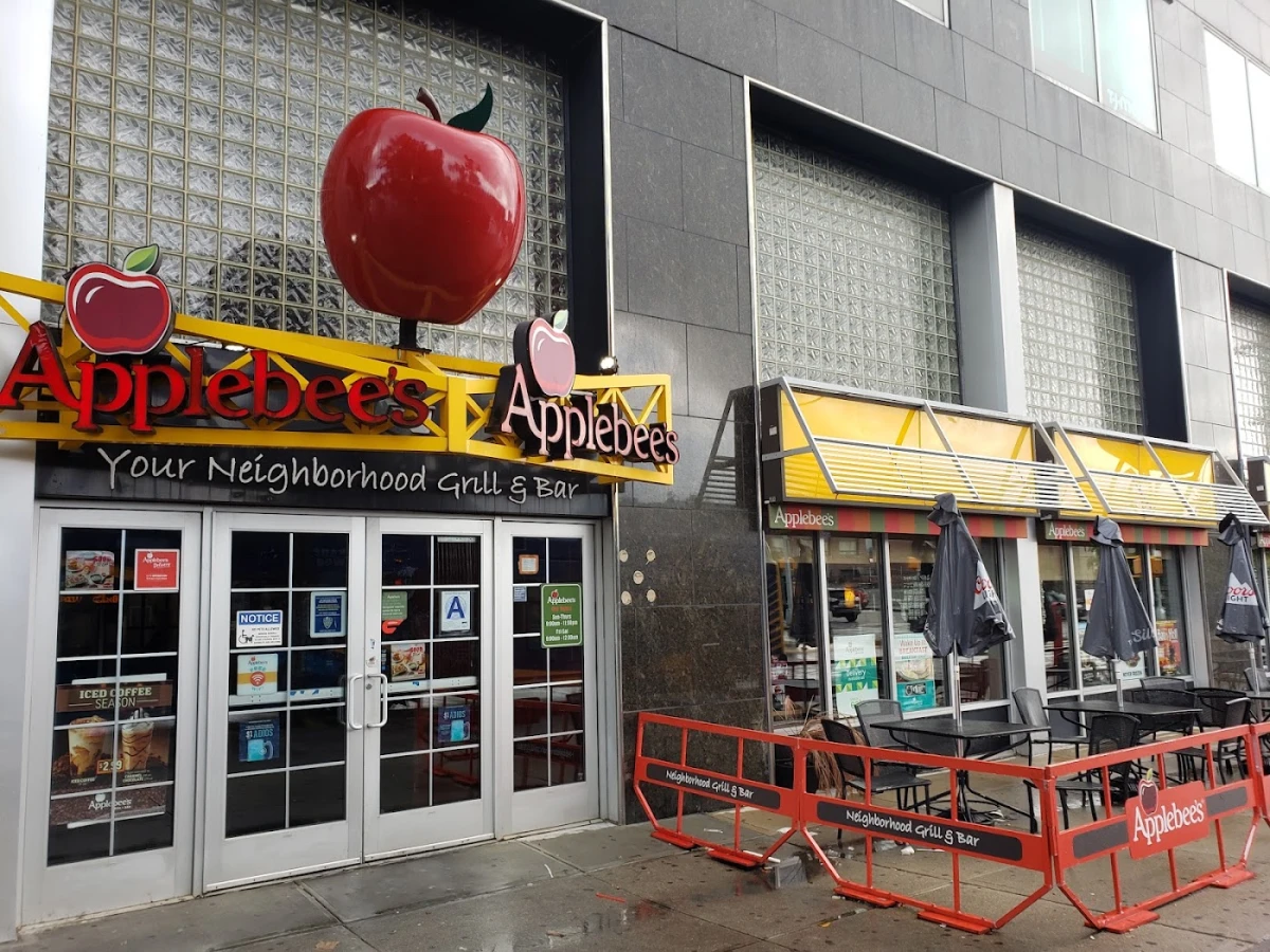 Applebee's Grill + Bar