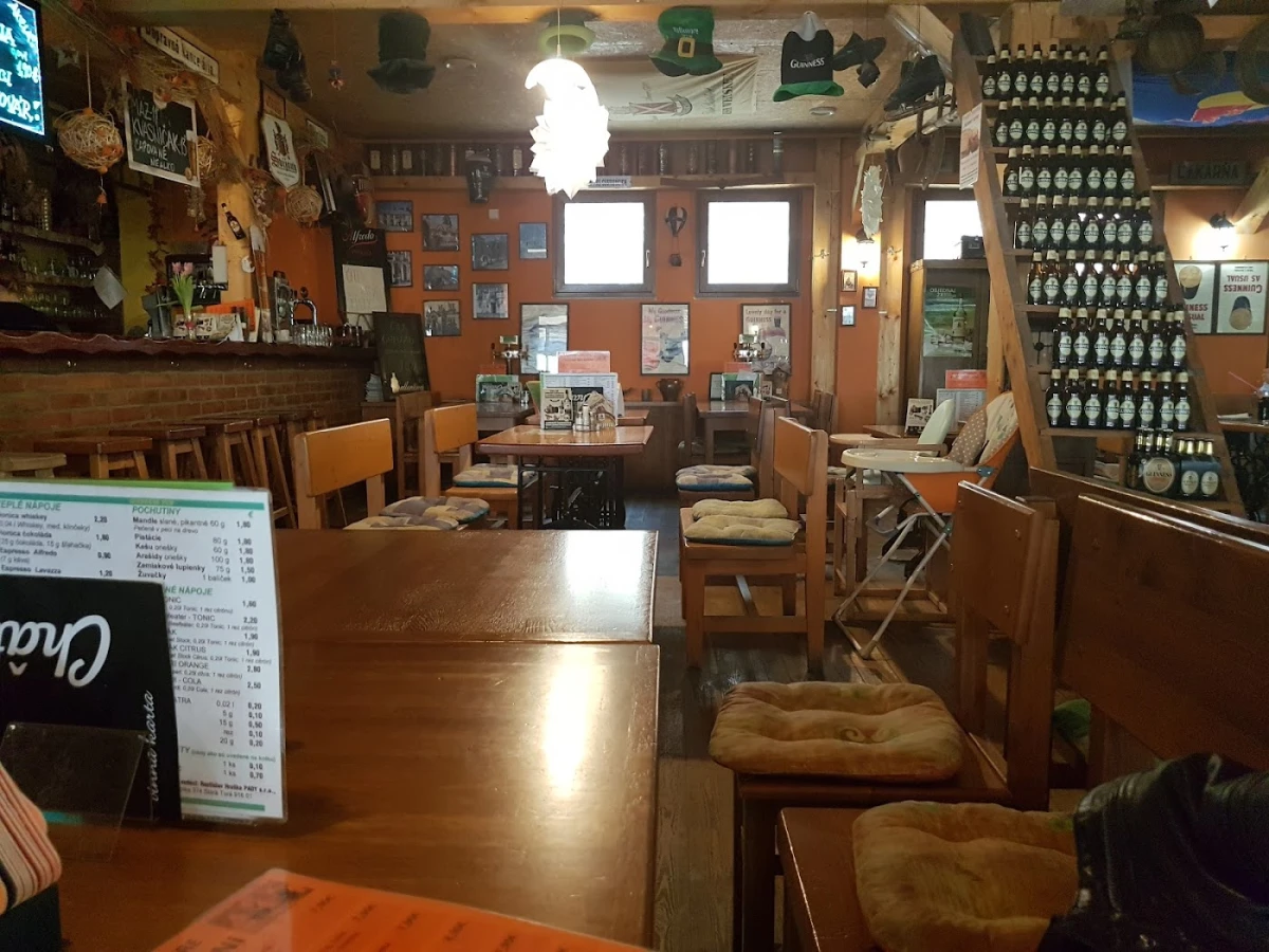 Irish Pub Steak & Pizza Restaurant Stará Turá