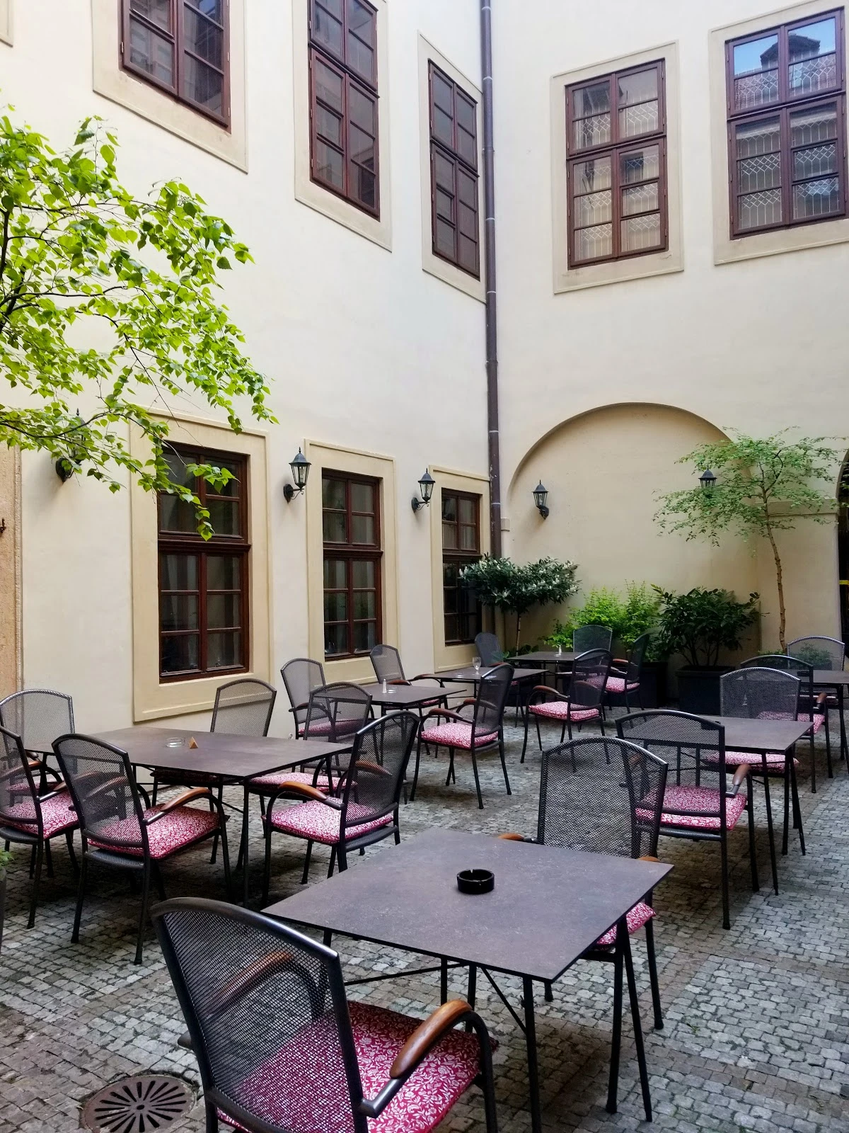 Restaurace U Labutí