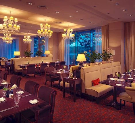 RIVERBANK Restaurant Bratislava
