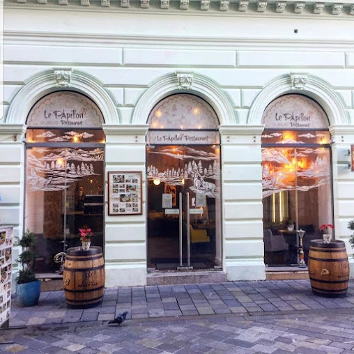 Le Papillon Restaurant